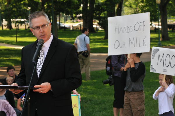 Keep our Freedom of Choice: Liberate Independent Producers and Small Farmers from FDA harassment Keep our Freedom of Choice: Liberate Independent Producers and Small Farmers from FDA harassment